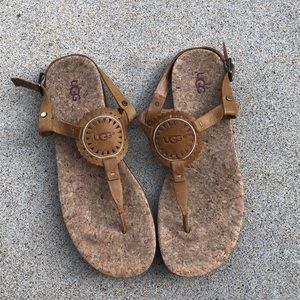 Ugg tan sandals great condition